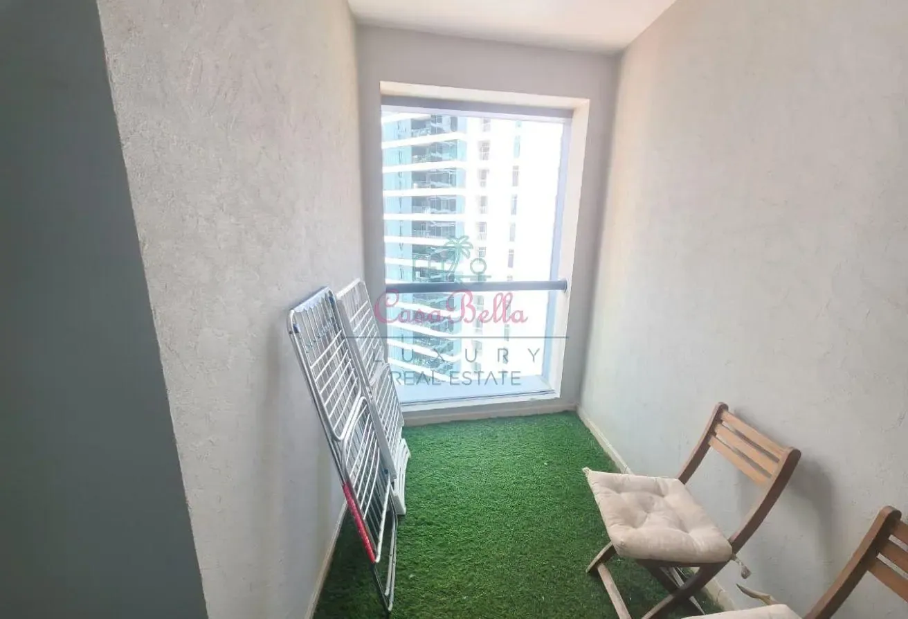 Corner Unit | Furnished | Marina & Lake Views