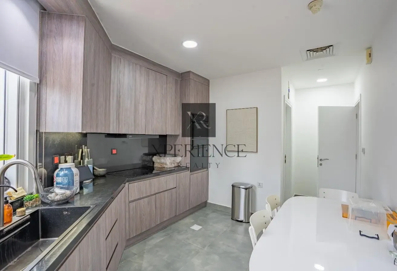 SEA VIEW | FULLY FURNISHED | CLOSED KITCHEN
