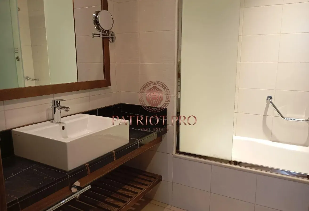 Free Chiller, WiFi, Gas & Weekly Housekeeping |