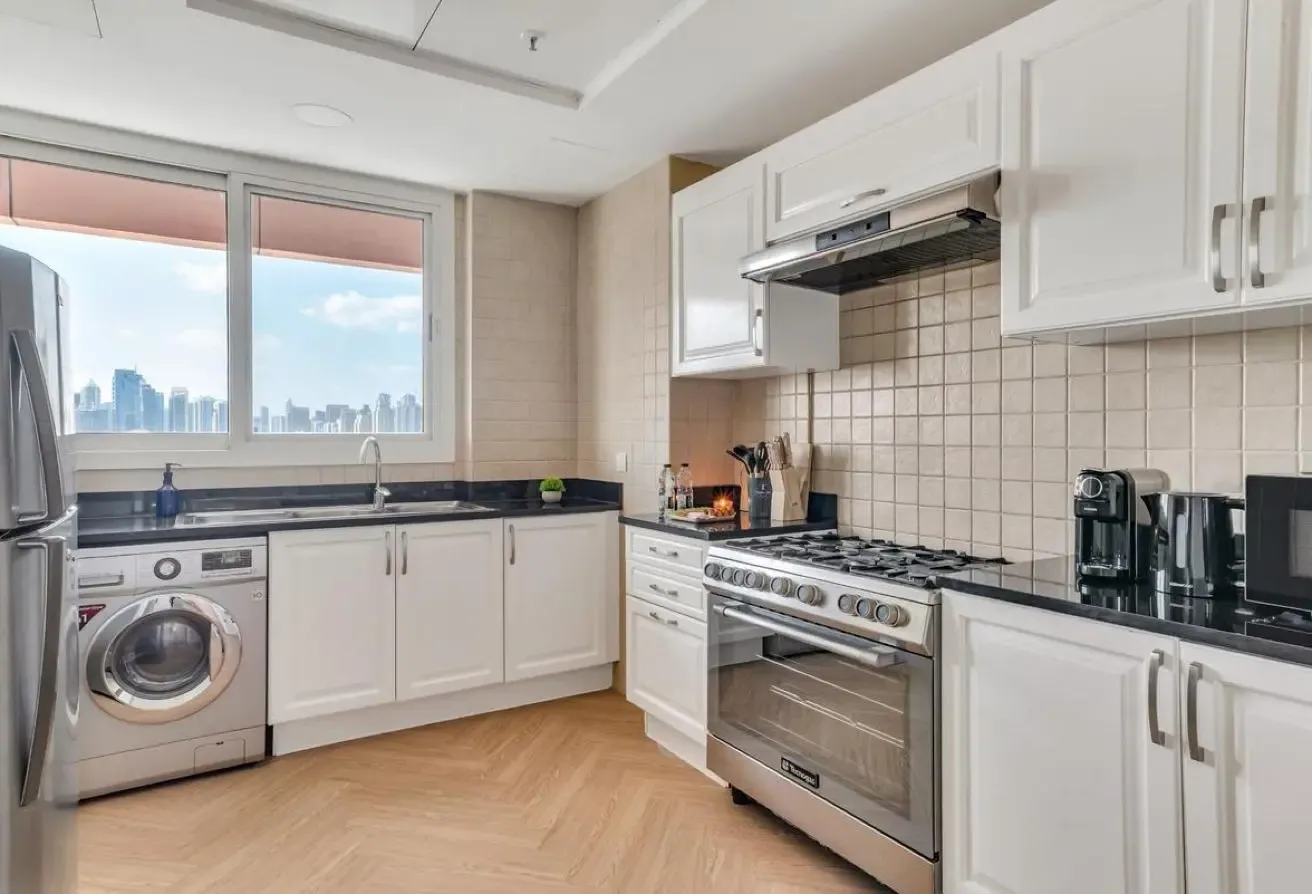 Fully Furnished| Bills Included| Near Metro