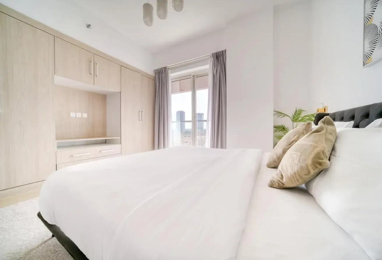 Furnished 2 BDR | Bills Included | Near Metro