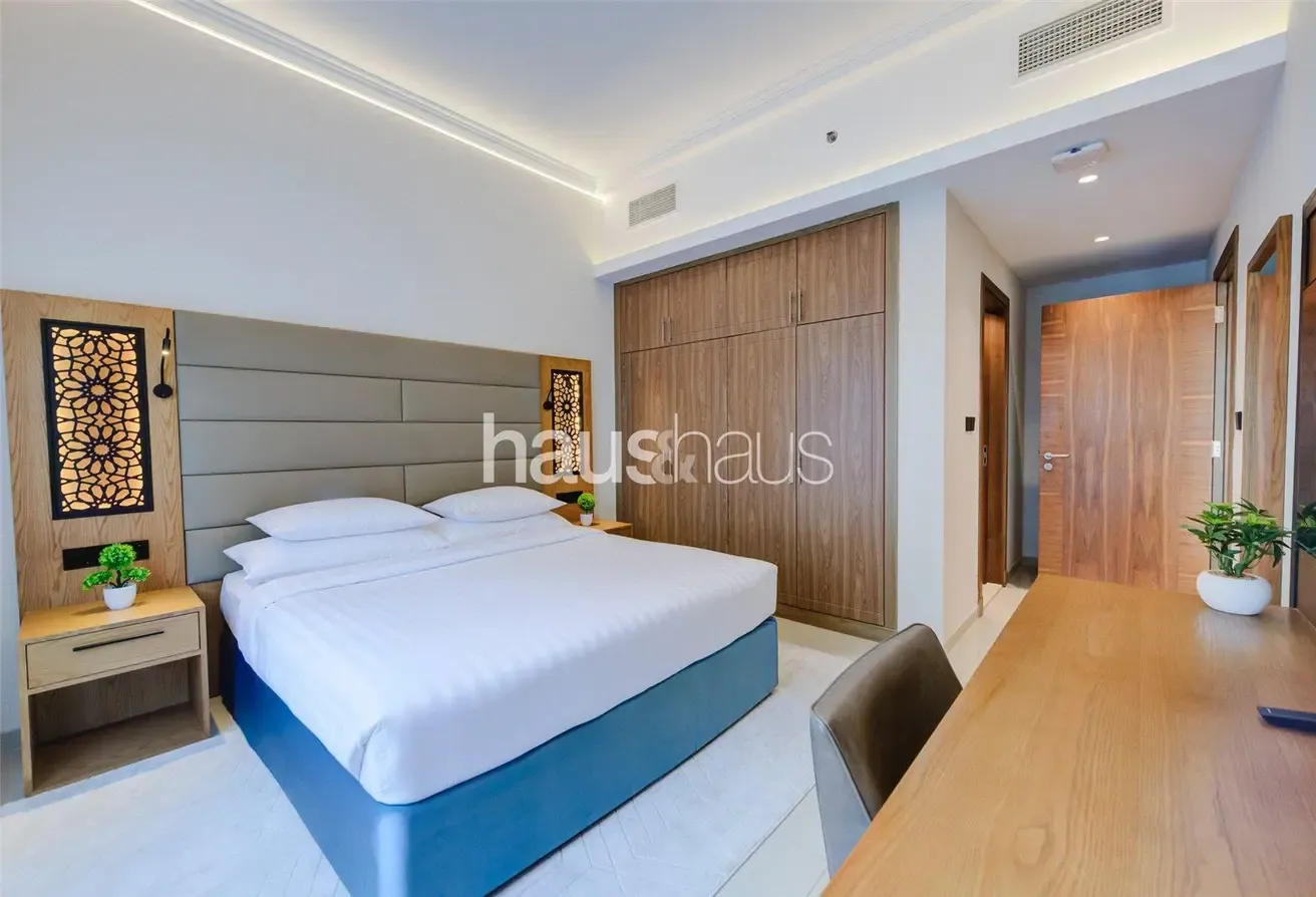 Chiller Free | Furnished | Close to Metro | READY