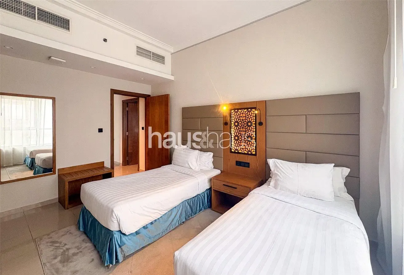 Chiller Free | Furnished | Close to Metro | READY