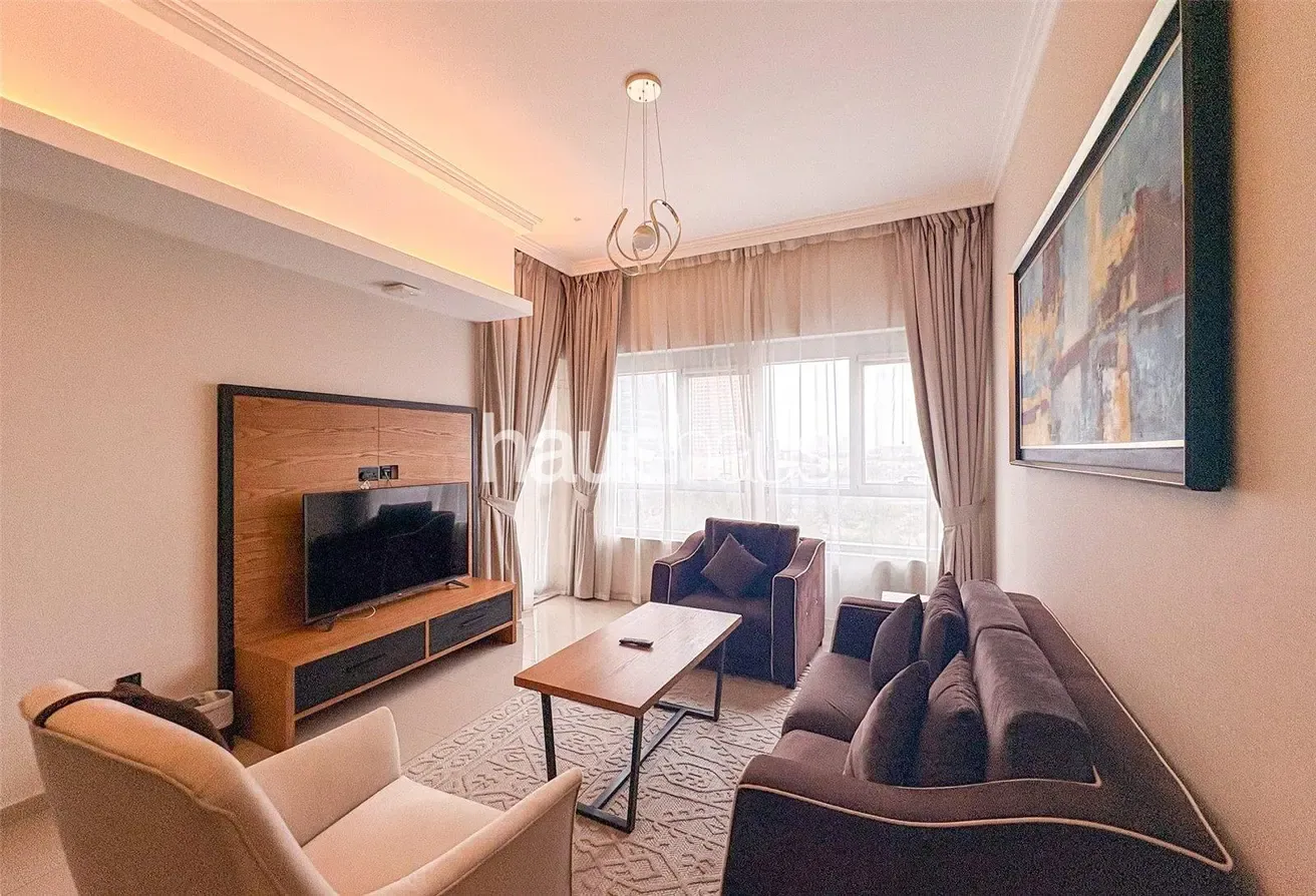 Chiller Free | Close to Metro | Furnished | READY