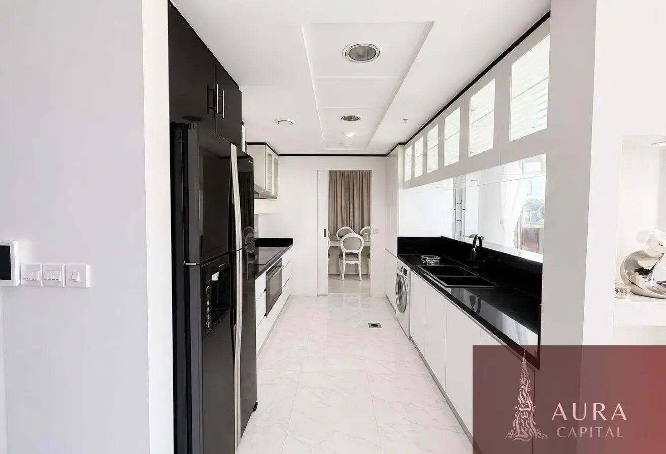 3BR+Maid | Direct Burj Khalifa & Fountain View