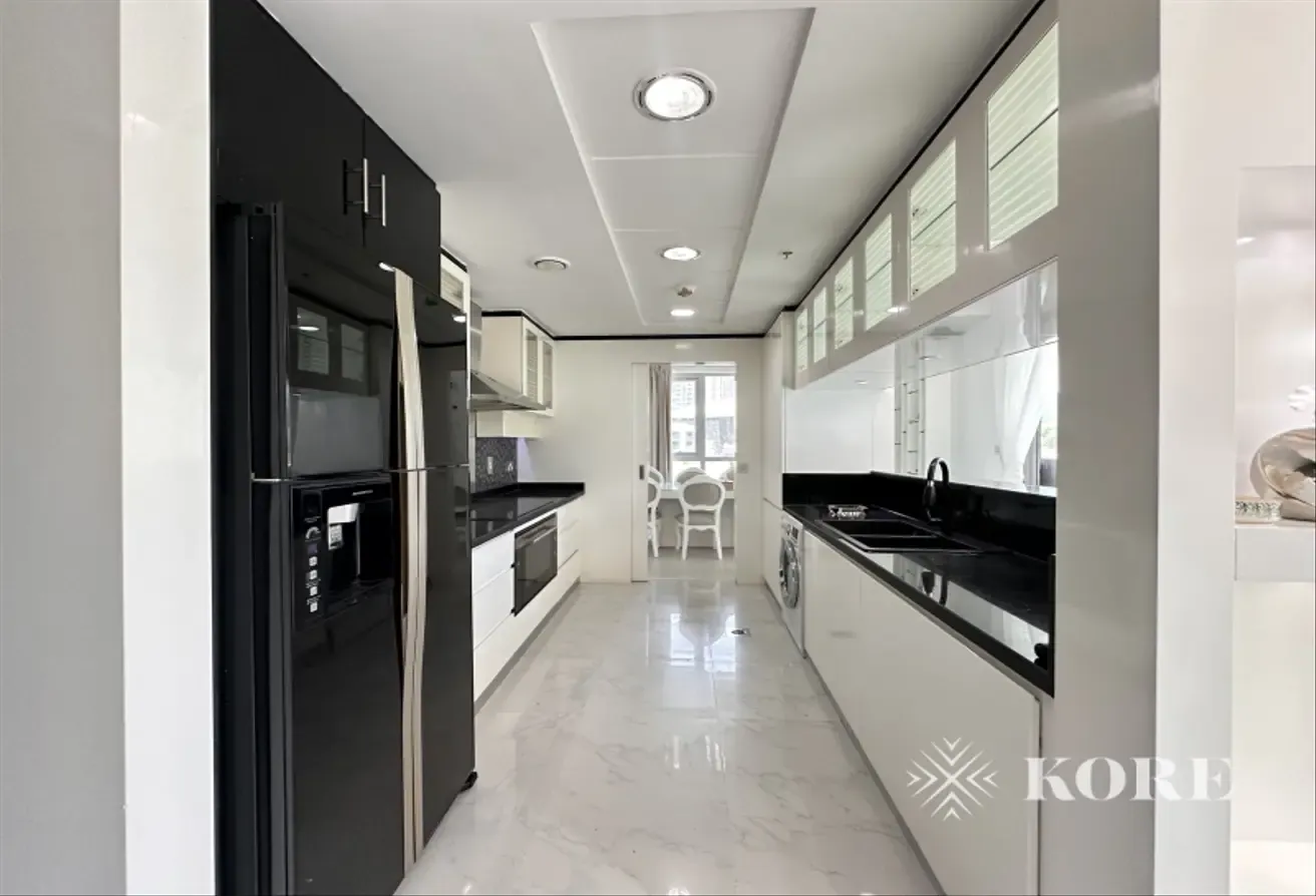 Burj Khalifa View | Fully Furnished| Residence 1