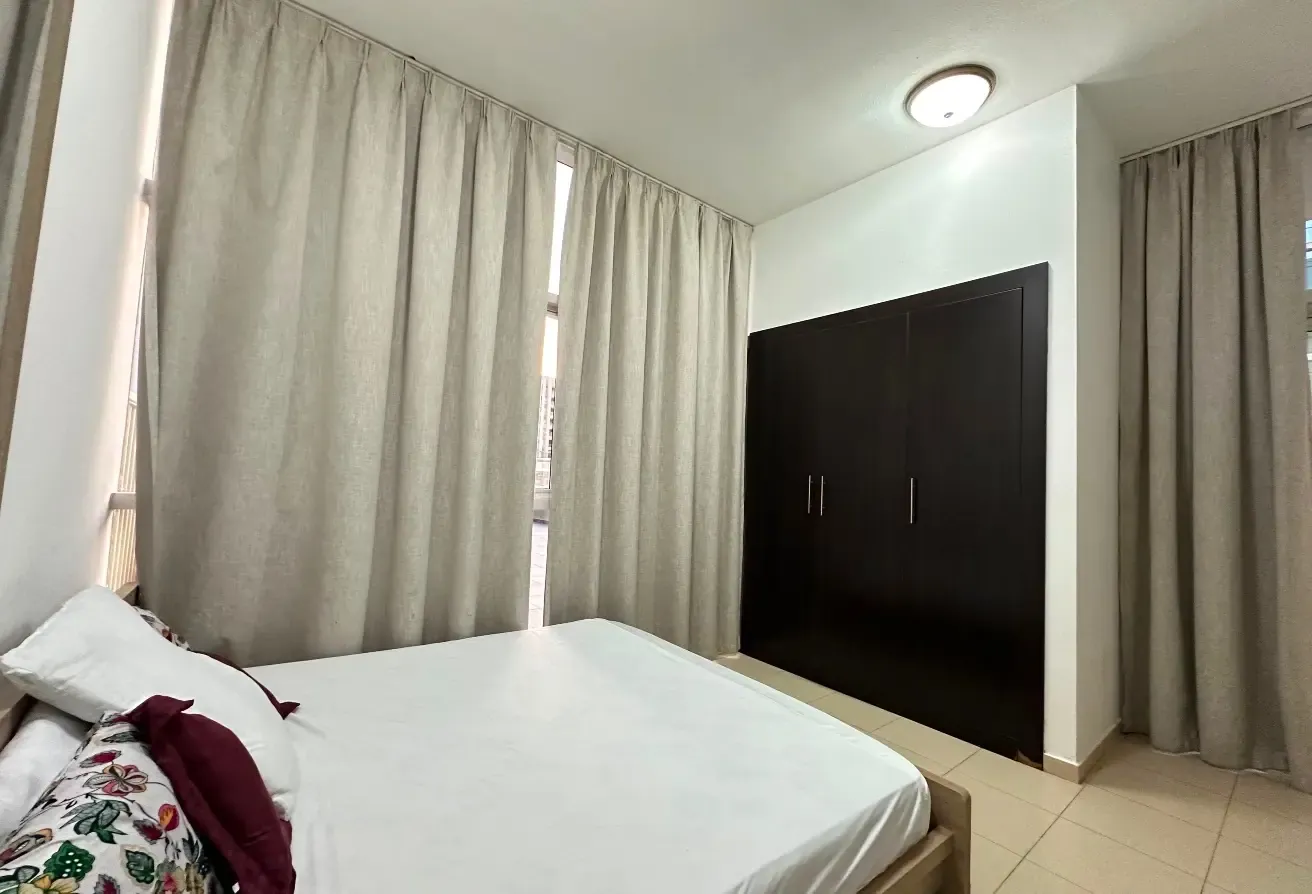 LUXURY Fully Furnished1BHK|Prime location book now