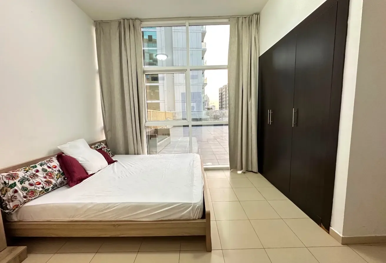 LUXURY Fully Furnished1BHK|Prime location book now