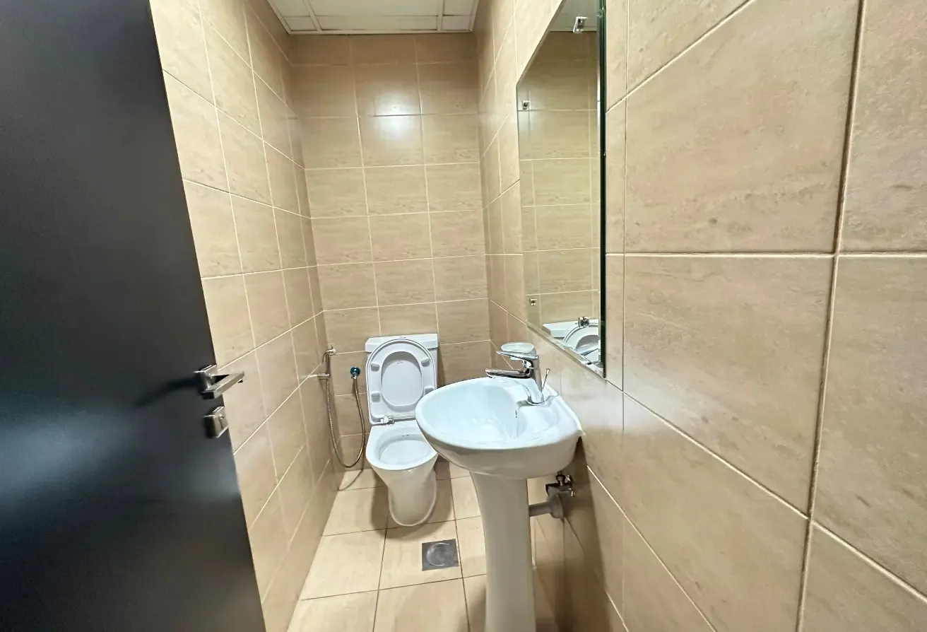 LUXURY Fully Furnished1BHK|Prime location book now