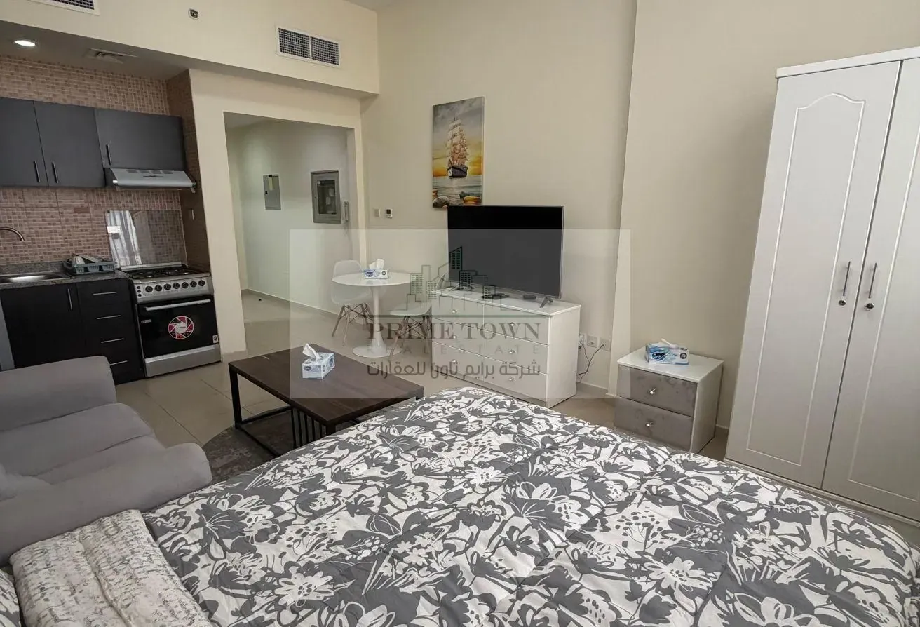 Exclusive | huge size | High Floor