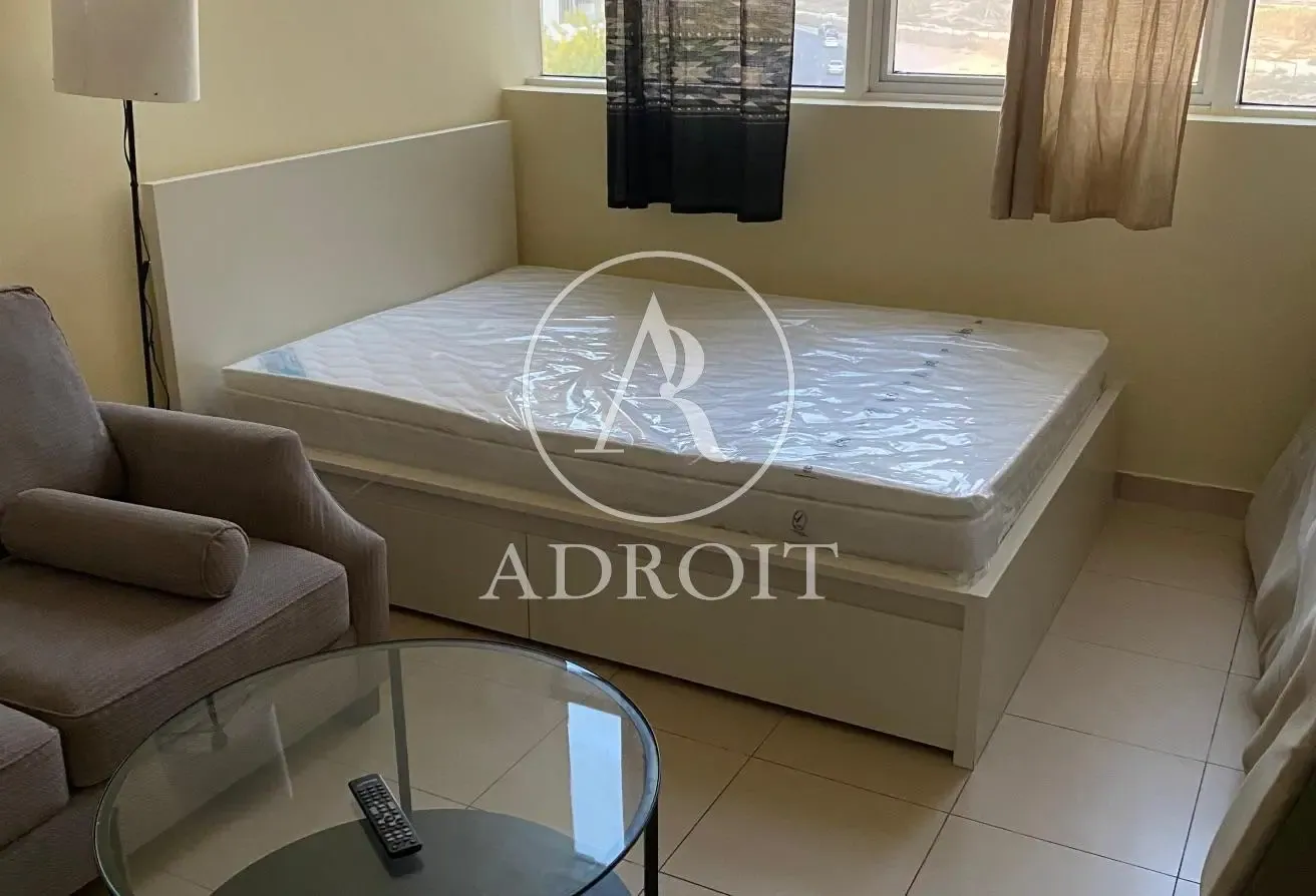 Ready to move in fully furnished Studio