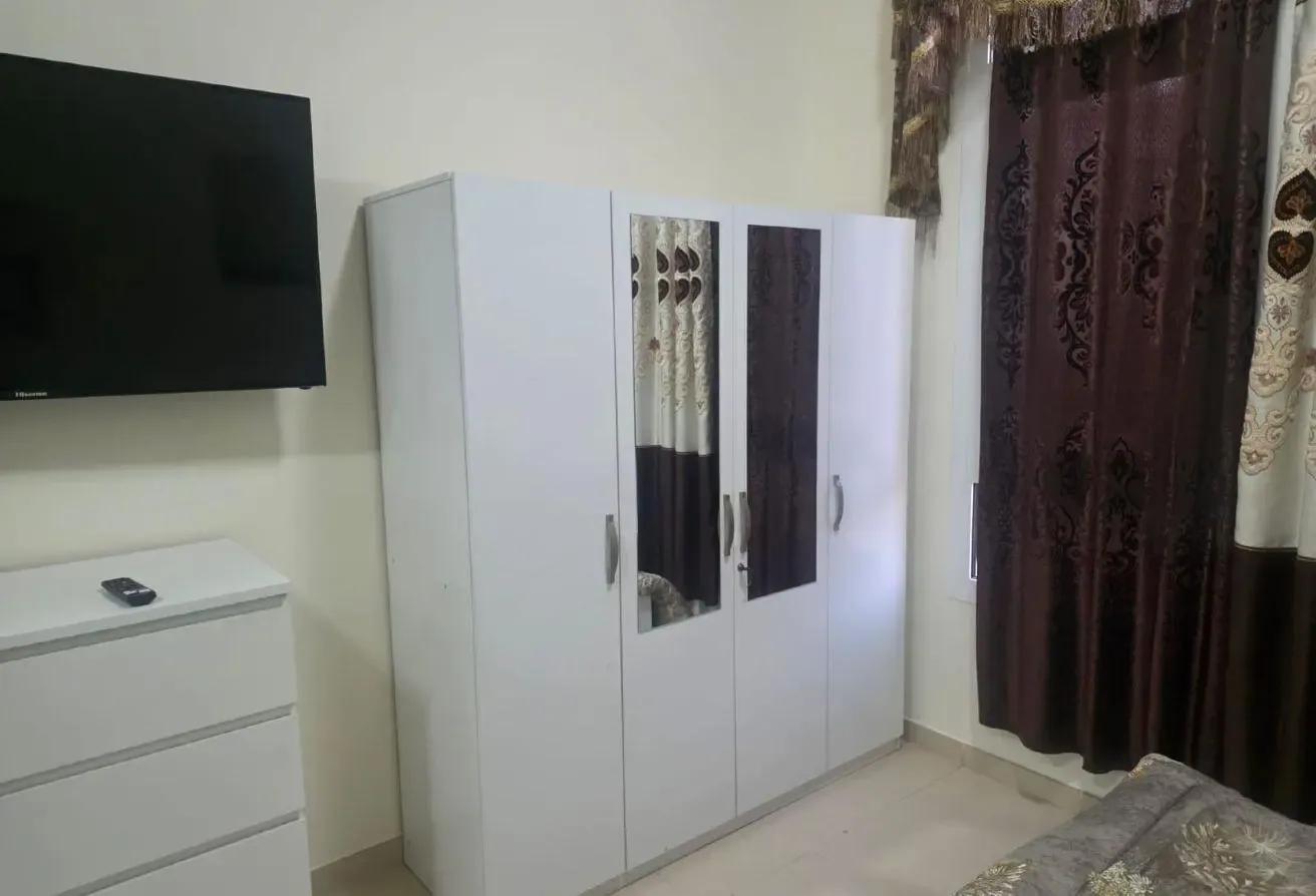 Fully Furnished Studio | No Balcony | Open Kitchen