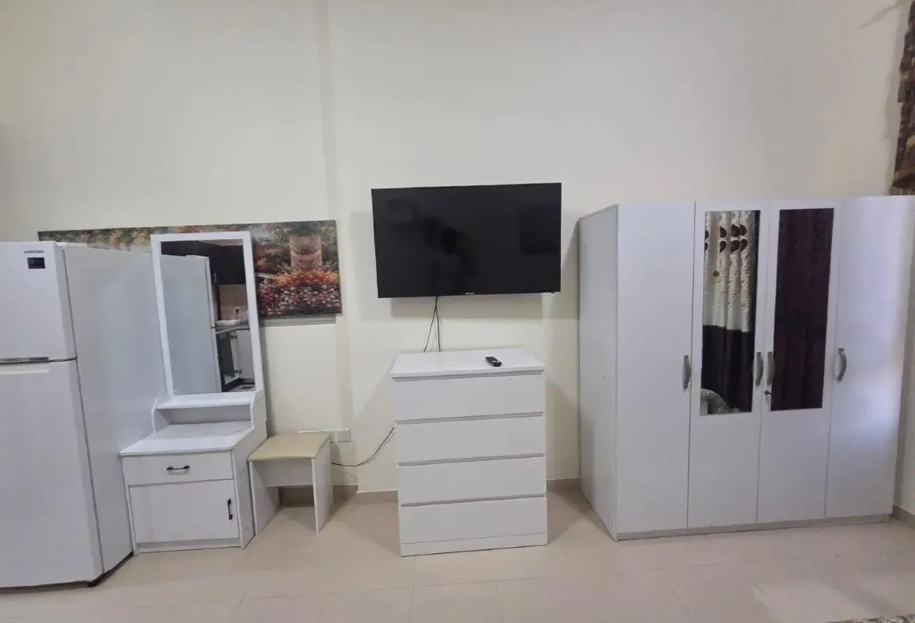 Fully Furnished Studio | No Balcony | Open Kitchen