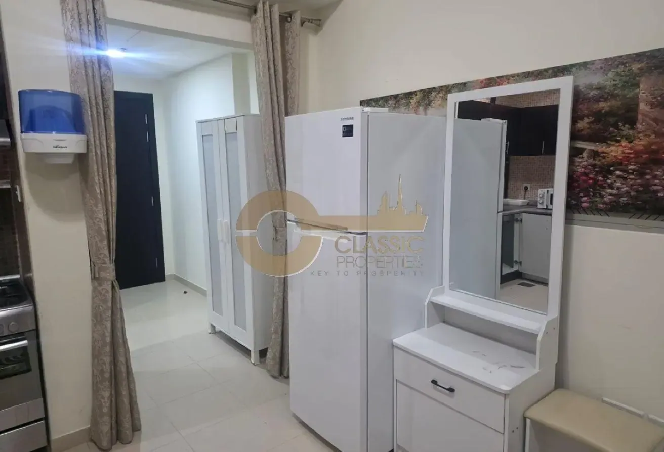 FULLY FURNISHED | READY TO MOVE | PRIME LOCATION
