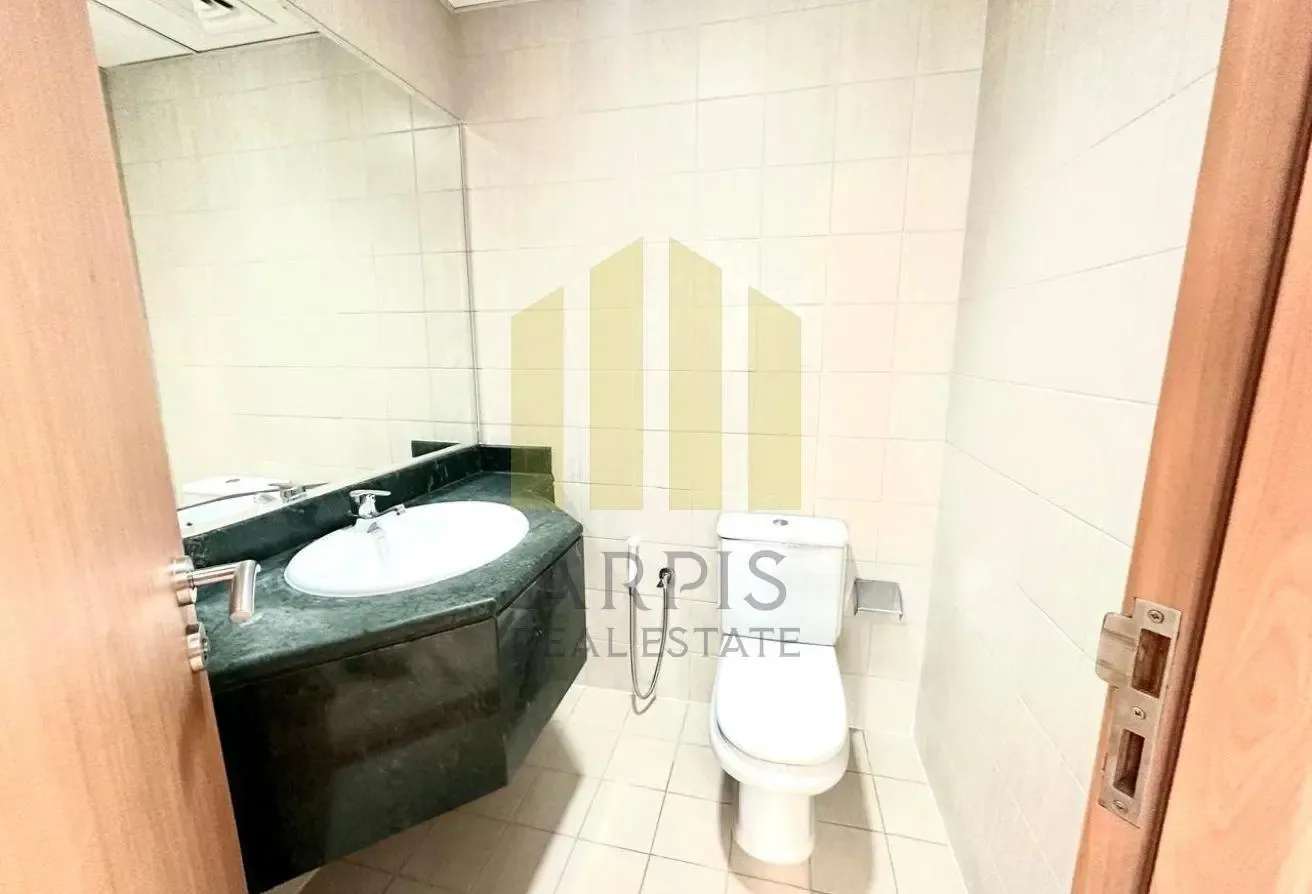 Luxury 1BR | Near Emirates Towers Metro | SZR