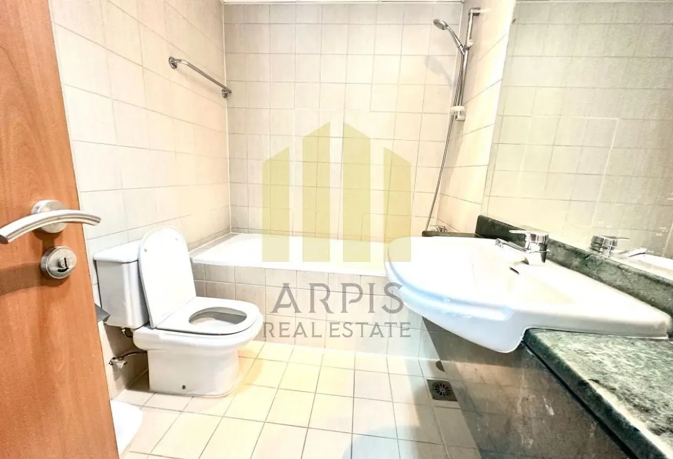 Luxury 1BR | Near Emirates Towers Metro | SZR