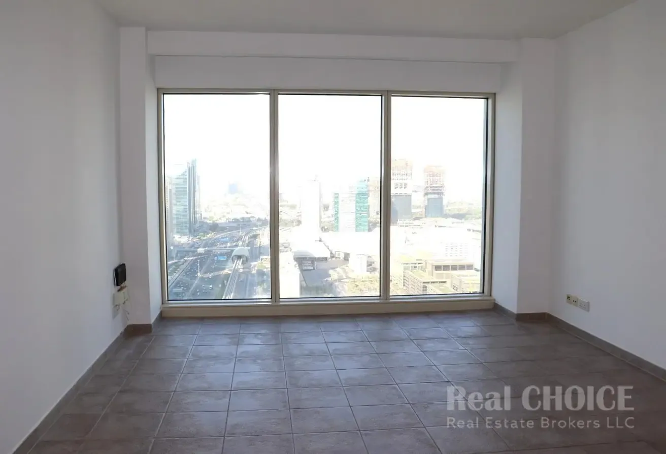1-BR Apartment | Premium Amenities |Prime Location