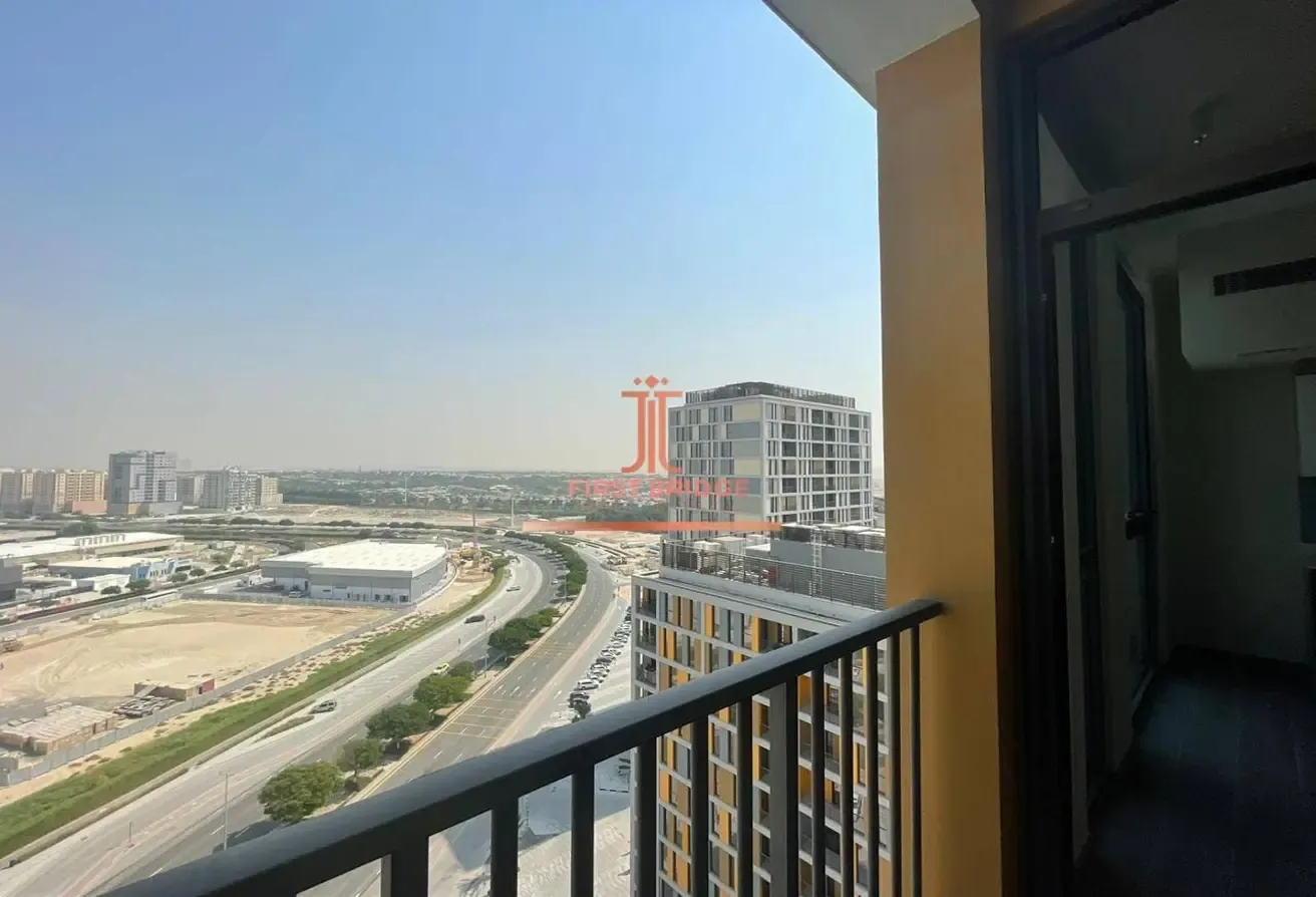 High Floor | x12 Cheques | Vacant November