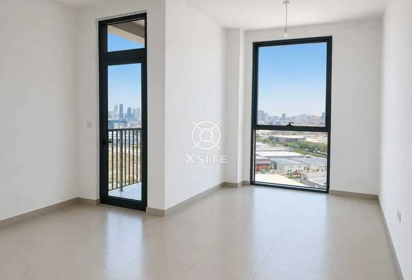 Cozy Living |Great Location| Well-Lit