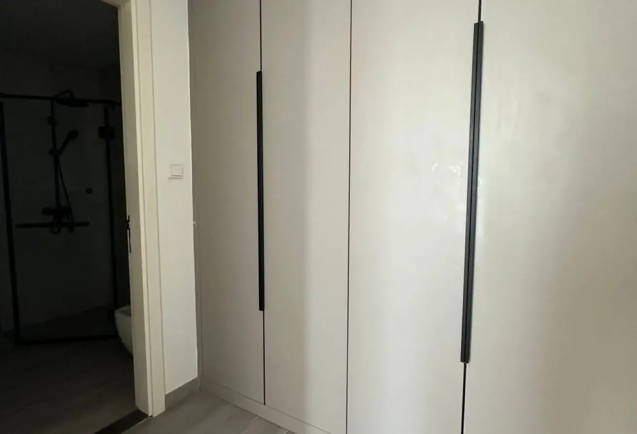 Spacious Unfurnished Studio | High Floor | Premium