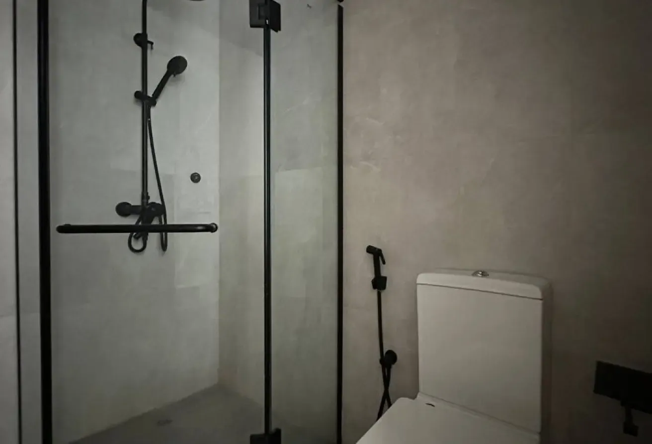Spacious Unfurnished Studio | High Floor | Premium