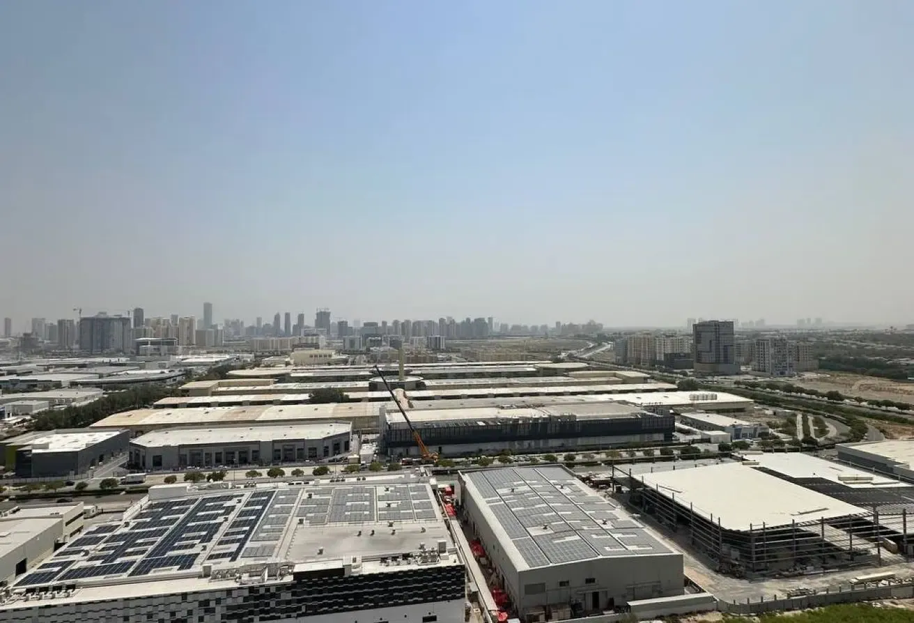 Spacious Unfurnished Studio | High Floor | Premium