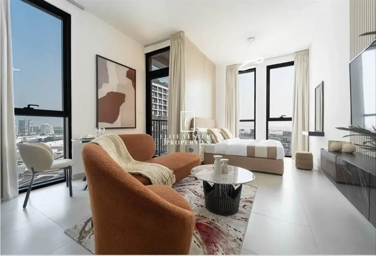 FULLY FURNISHED | HIGH FLOOR | SPACIOUS LAYOUT