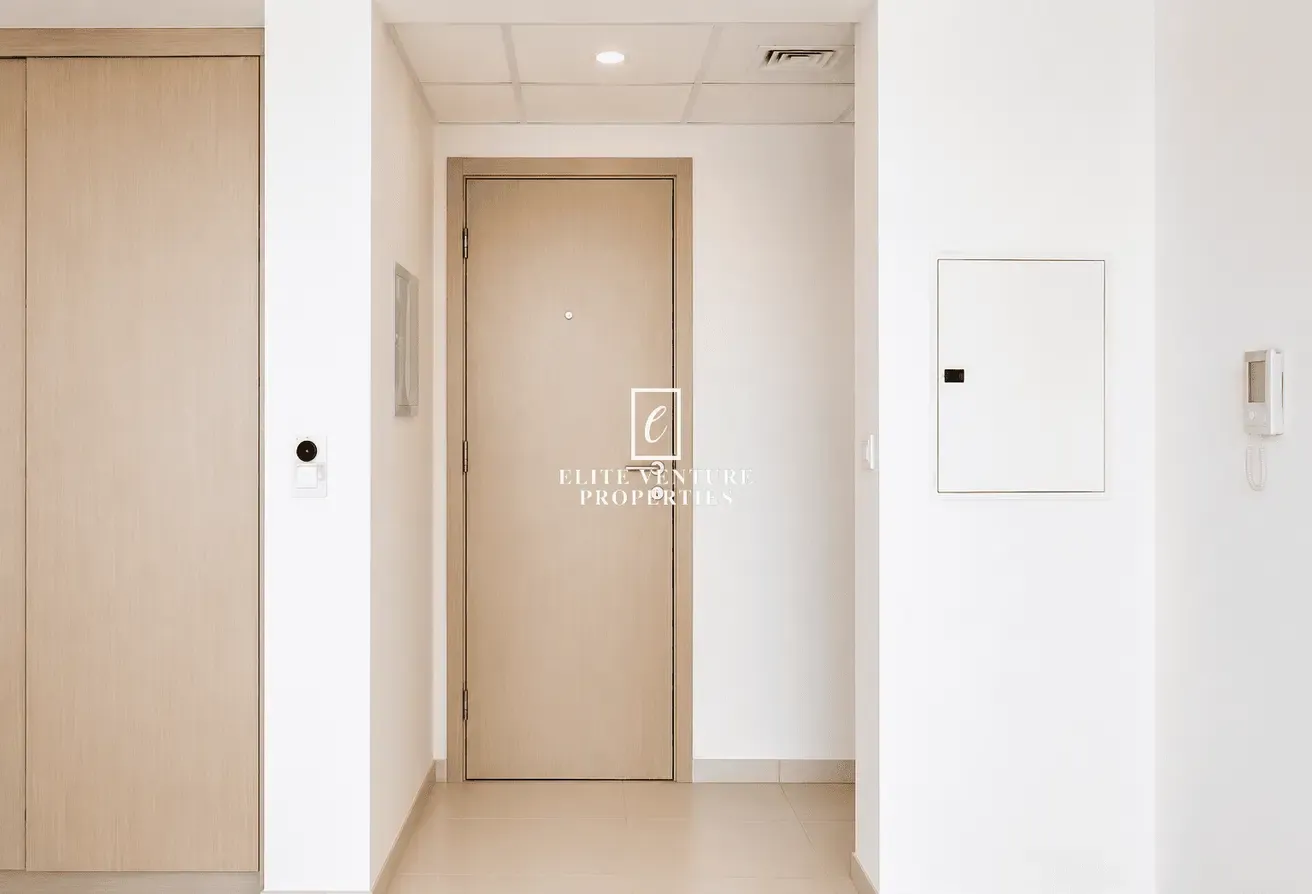 FULLY FURNISHED | PRIME LOCATION | SPACIOUS