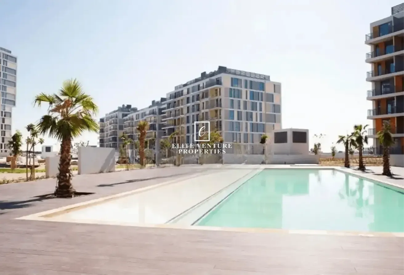 FULLY FURNISHED | PRIME LOCATION | SPACIOUS