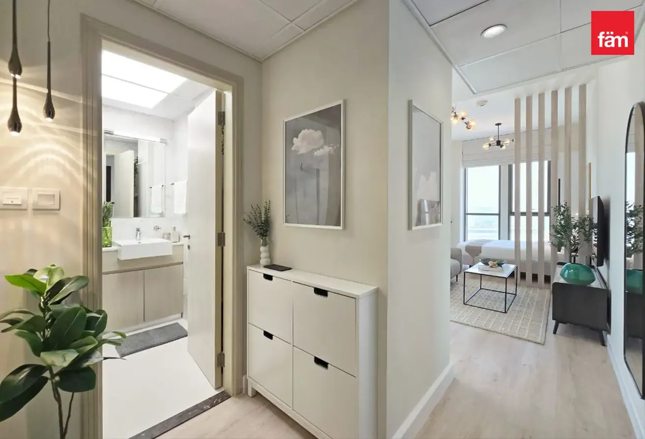 Luxurious I Vacant I Furnished | 6 Cheques