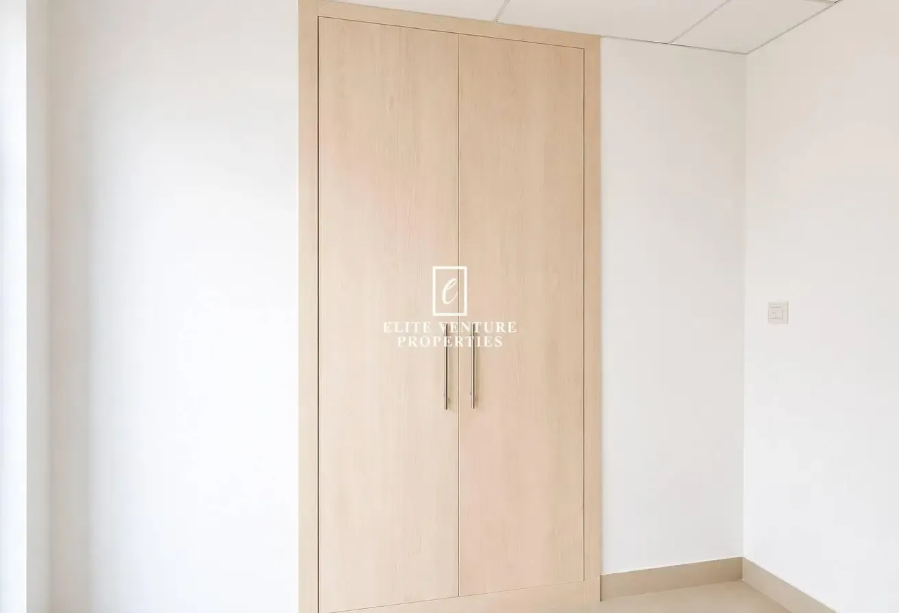 HIGH FLOOR | SPACIOUS | PRIME LOCATION