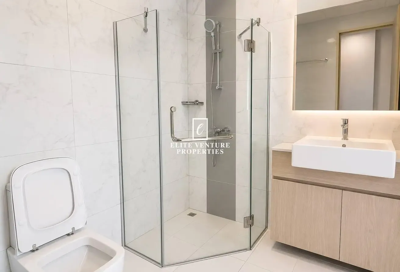 HIGH FLOOR | SPACIOUS | PRIME LOCATION