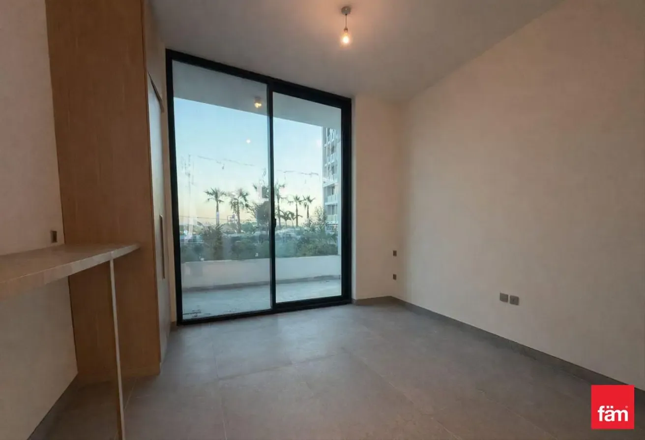 Brand New | Spacious | Vacant | 4 Cheques