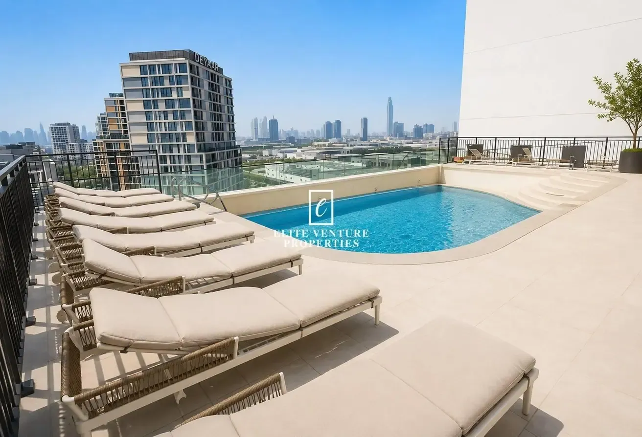 MODERN UNIT | HUGE LAYOUT | PRIME LOCATION