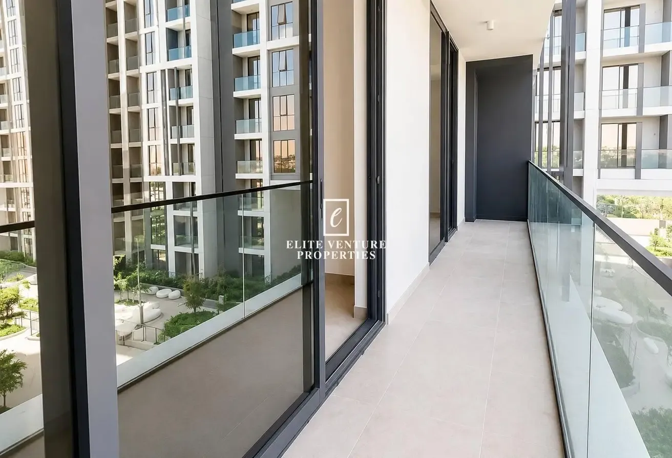 MODERN UNIT | HUGE LAYOUT | PRIME LOCATION