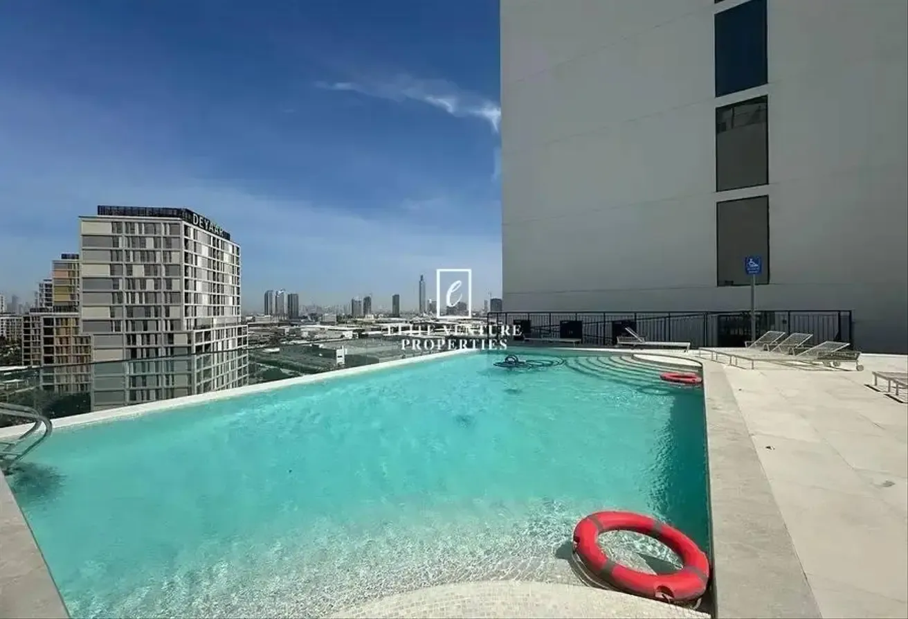 MODERN UNIT | HUGE LAYOUT | PRIME LOCATION