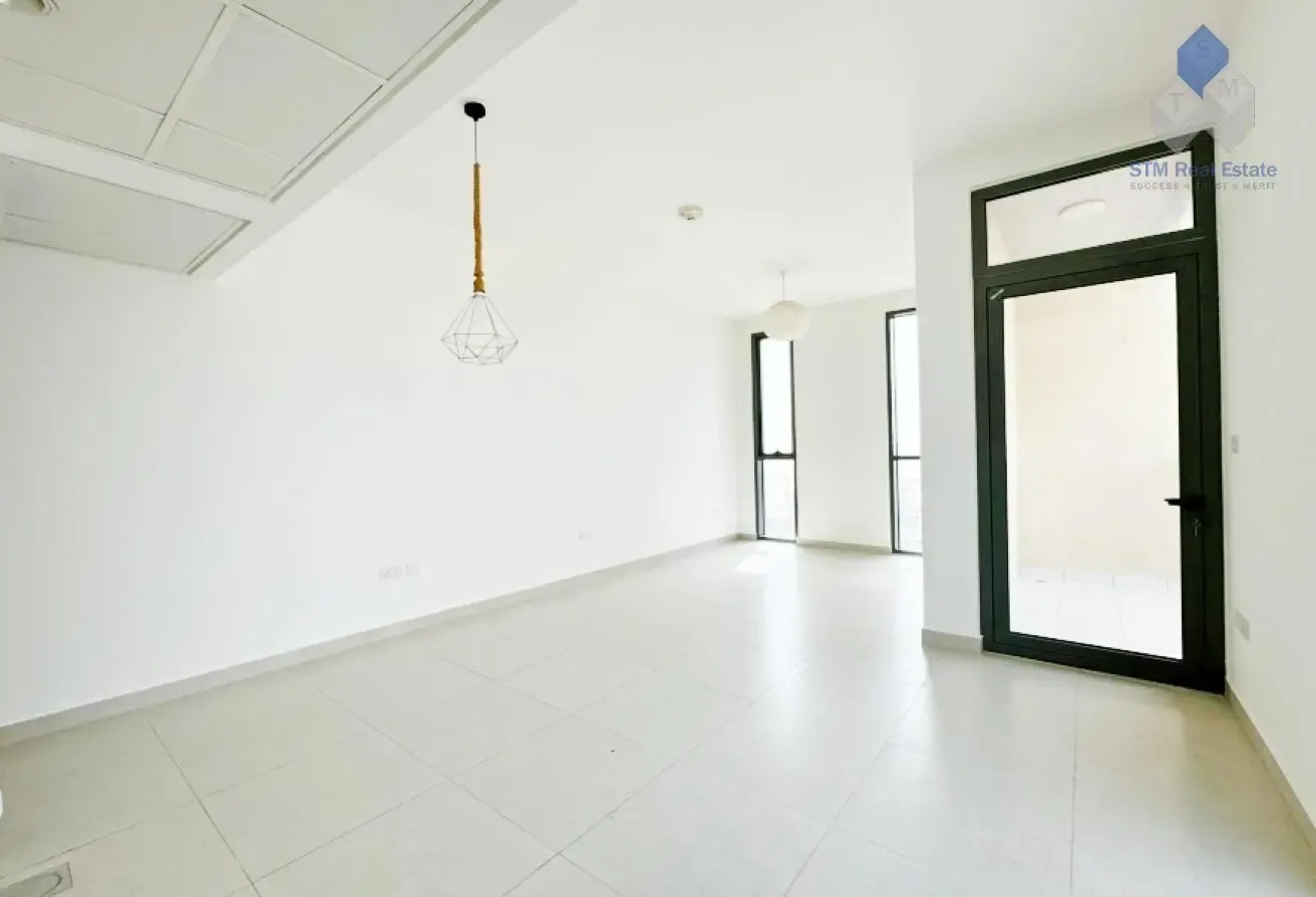 Spacious Studio | Midtown View | Flexible Terms