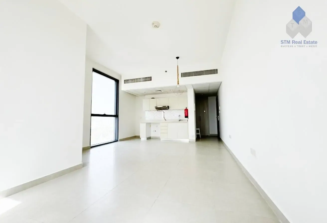 Spacious Studio | Midtown View | Flexible Terms