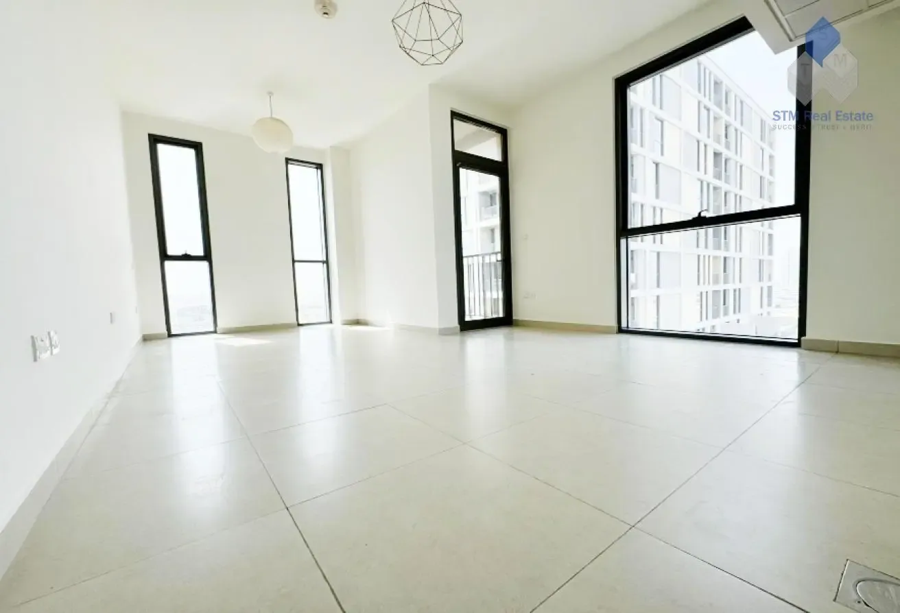 Spacious Studio | Midtown View | Flexible Terms