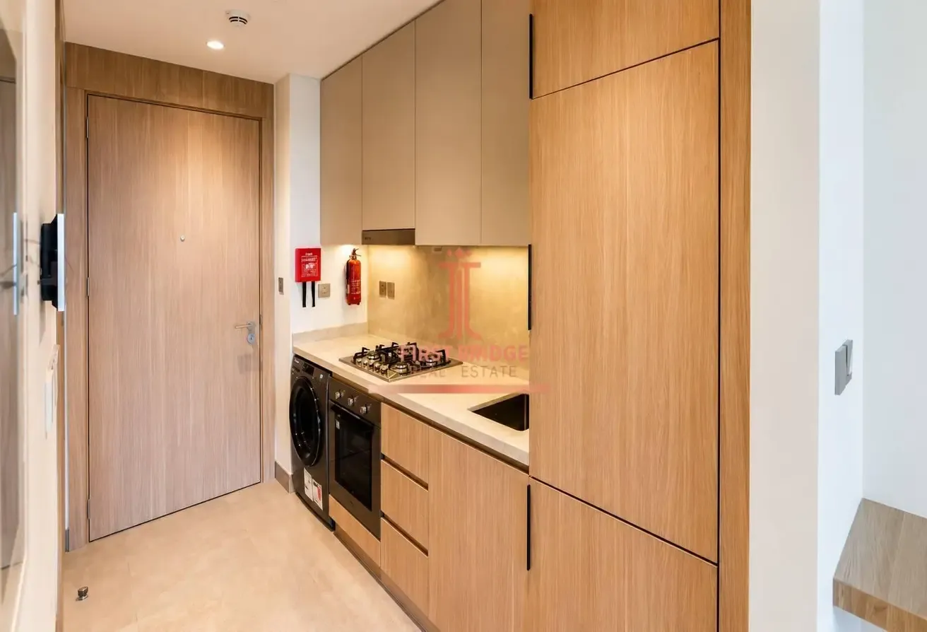 Premium Quality | Prime Location | Mid Floor