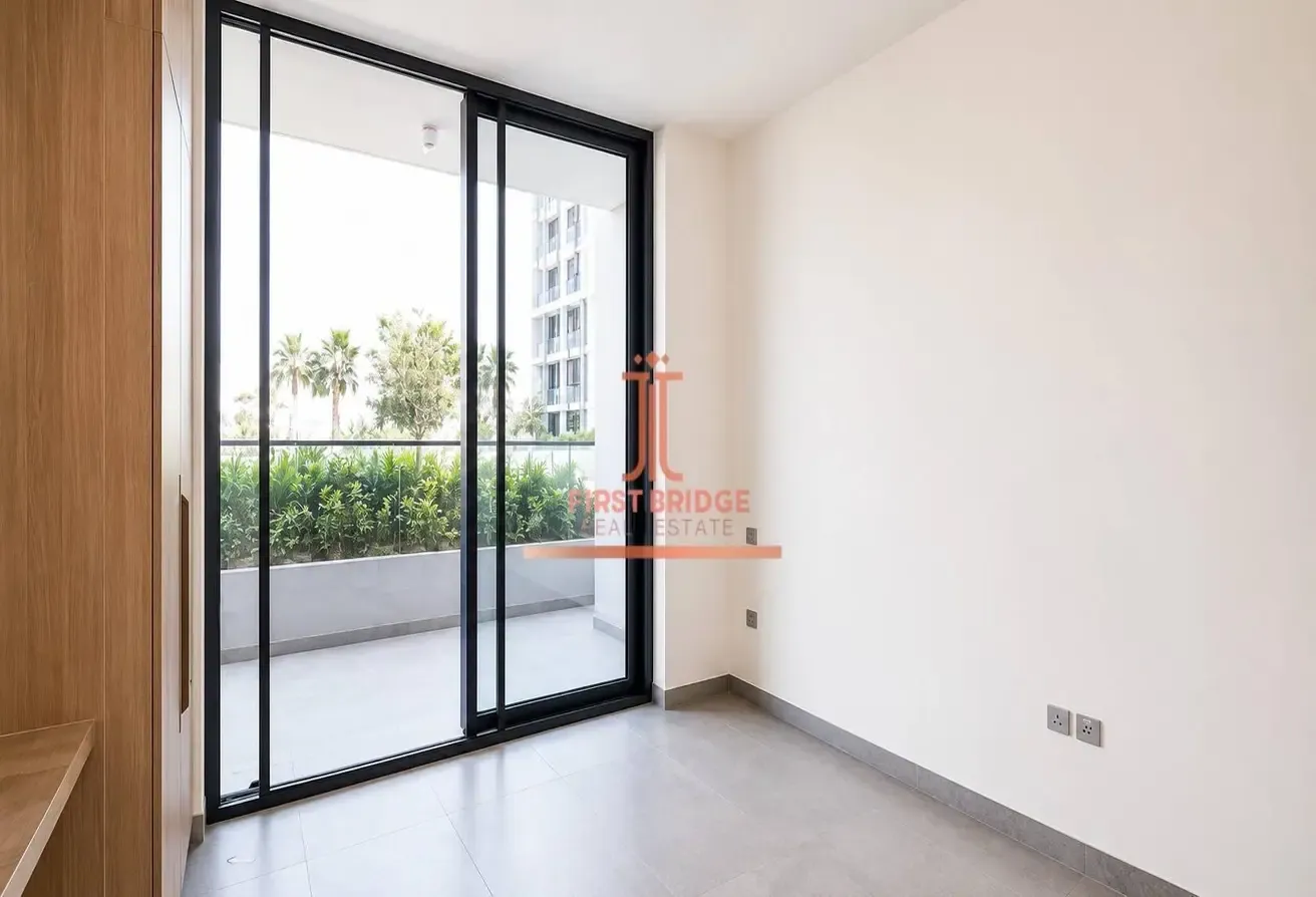 PRIME LOCATION | SEMIFURNISHED | GARDEN VIEW