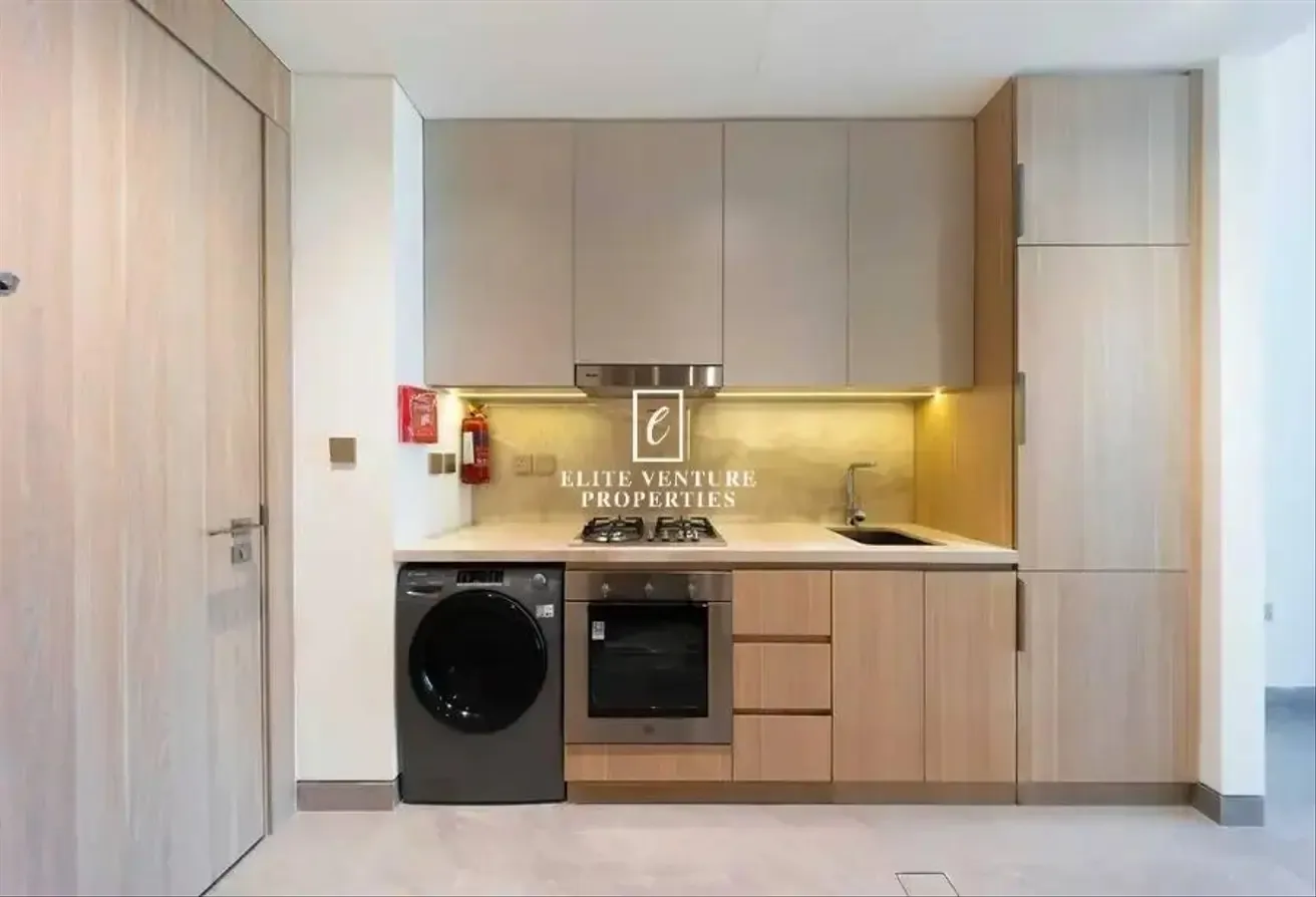 PRIME LOCATION | WELL MAINTINED | SPACIOUS LAYOUT
