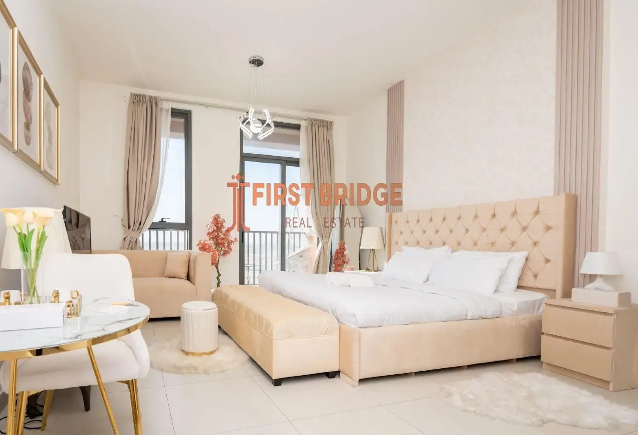 FULLY FURNISHED | COMMUNITY LIVING | VACANT