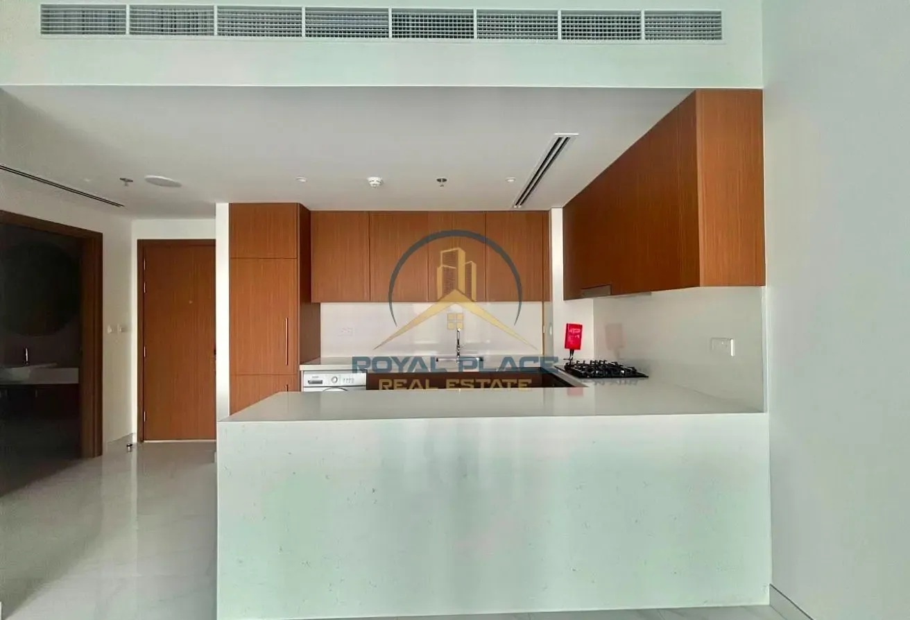 Chiller Free Apartment |New Building |Near Metro