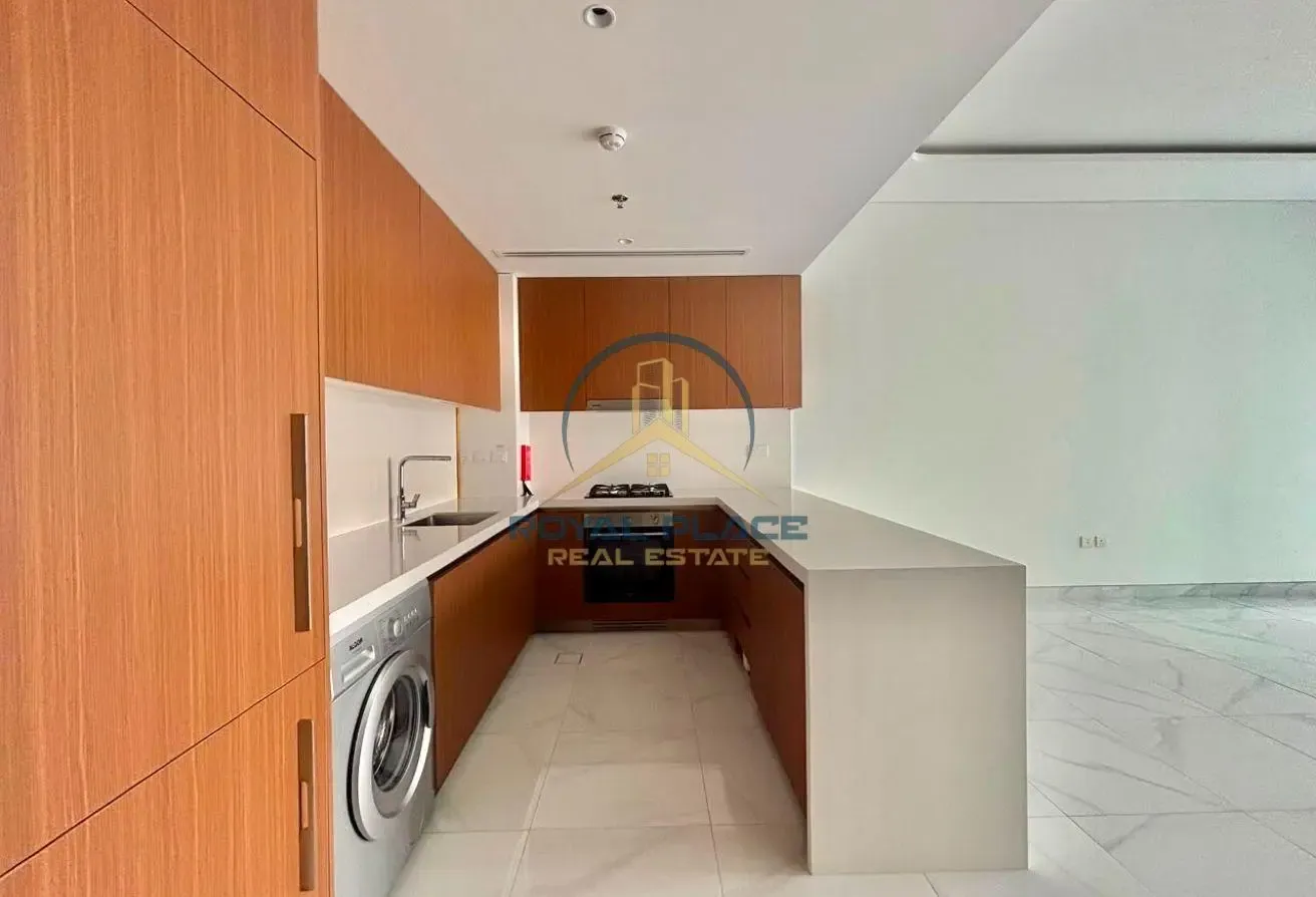 Chiller Free Apartment |New Building |Near Metro
