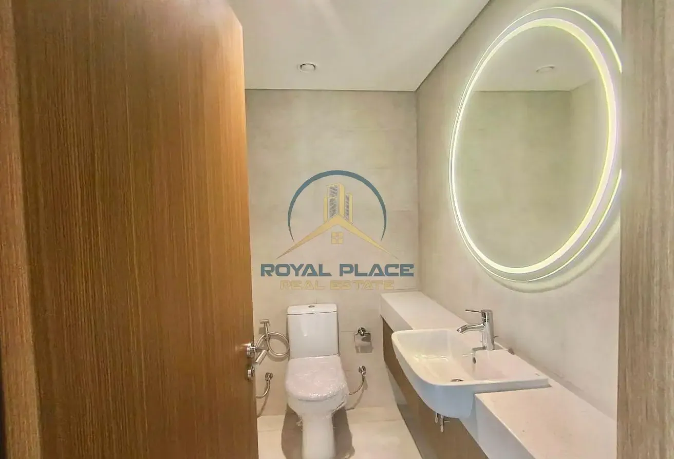 Chiller Free Apartment |New Building |Near Metro