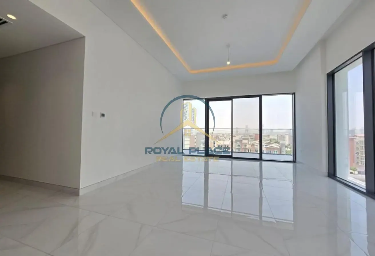 Brand New | Premium Quality | Large Corner Layout