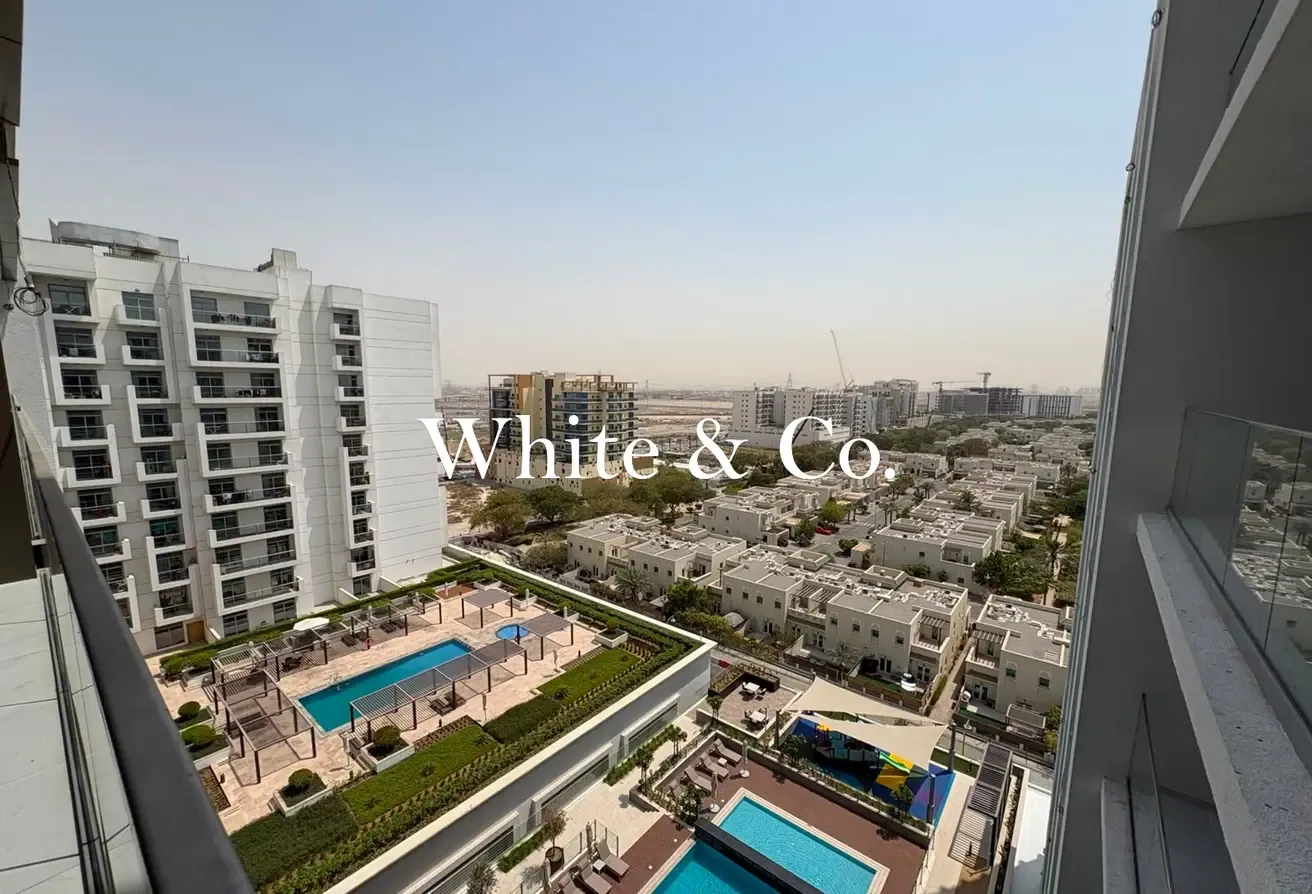 Chiller free | Available now | Villa view