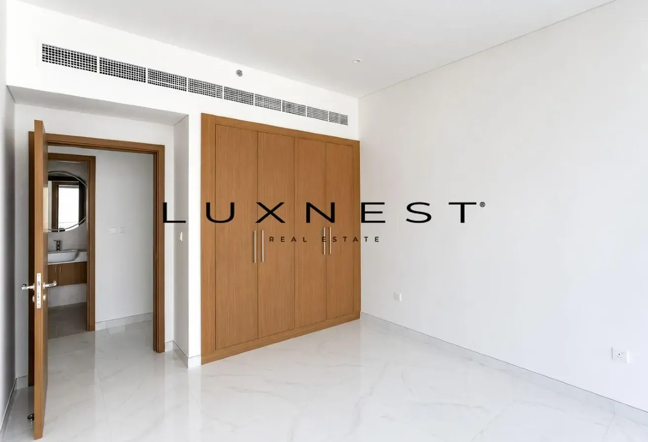 Brand New | Corner Unit | Chiller Free