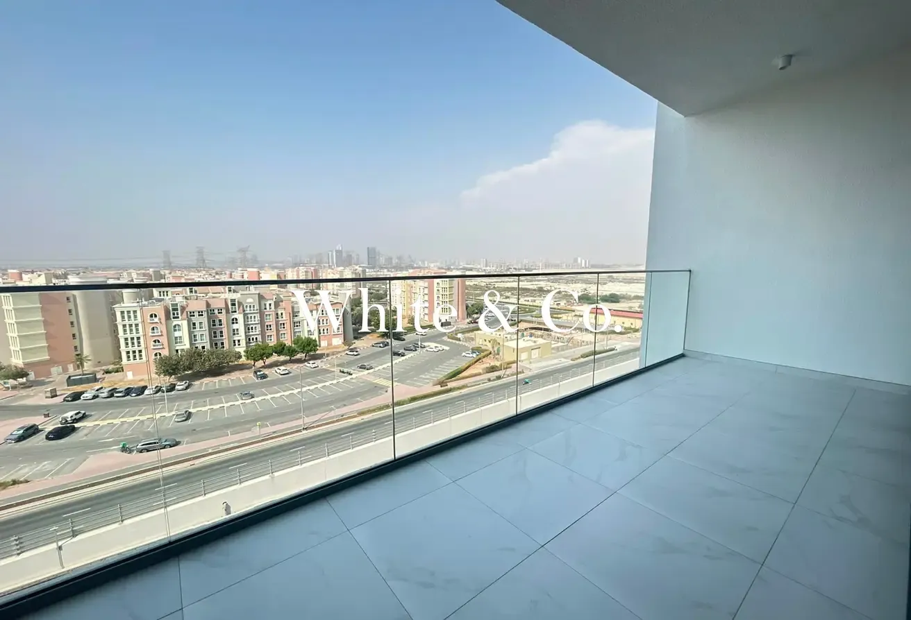 Open View | High Floor | Close to Metro